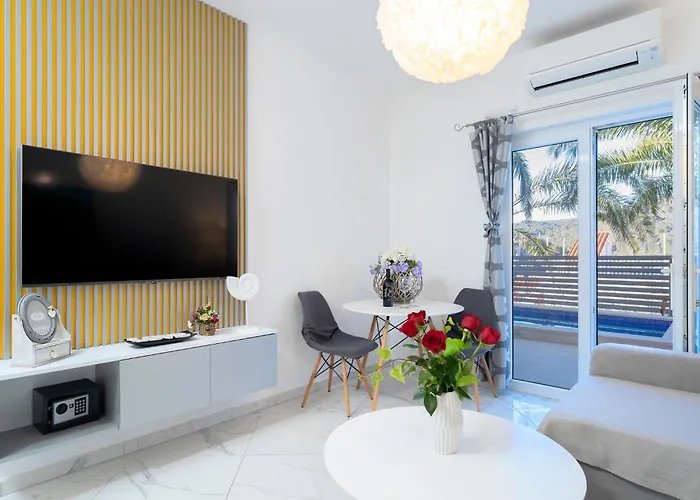 Villa Capitis In The Centre *