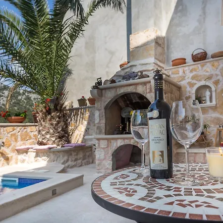 Apartamento Villa Capitis In The Centre