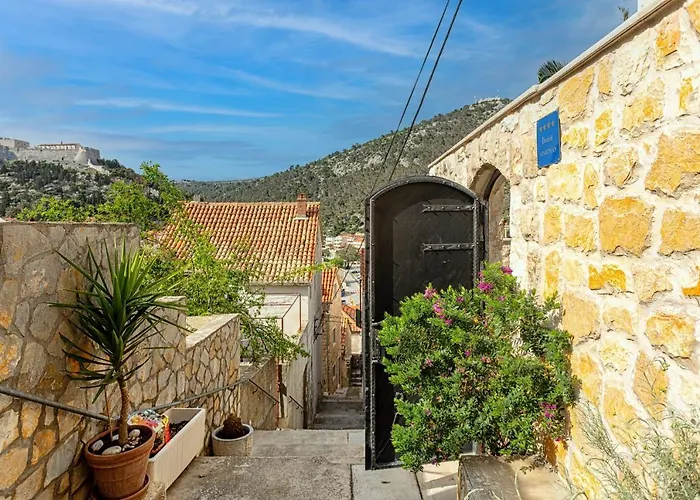 Villa Capitis In The Centre * Hvar Town