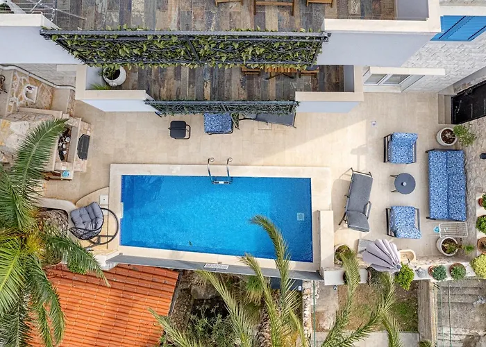 Villa Capitis In The Centre Hvar Town