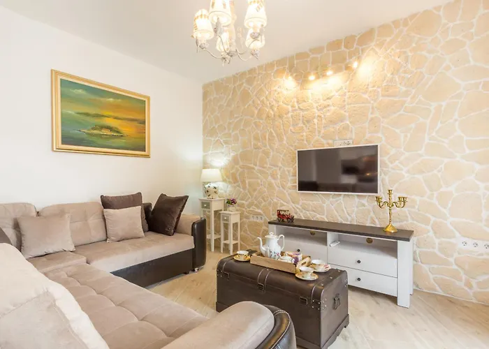 Villa Capitis In The Centre