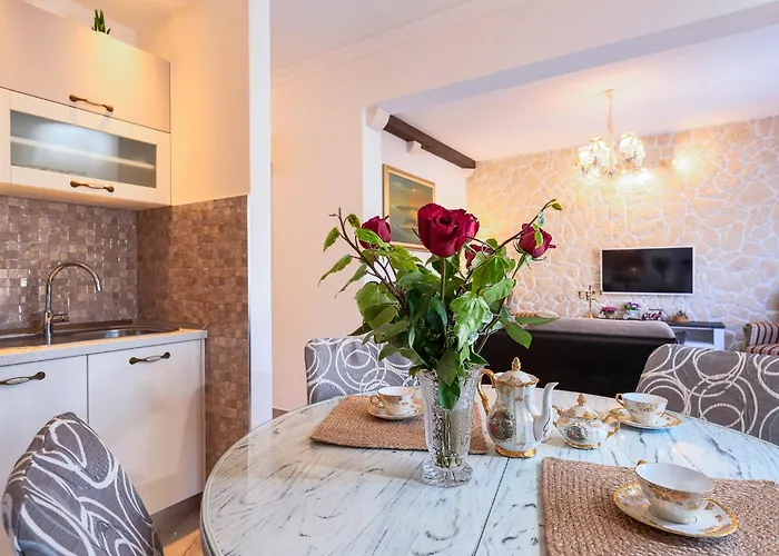 Villa Capitis In The Centre Apartment