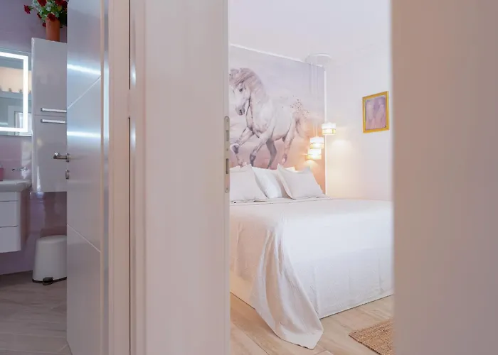 Villa Capitis In The Centre Apartment