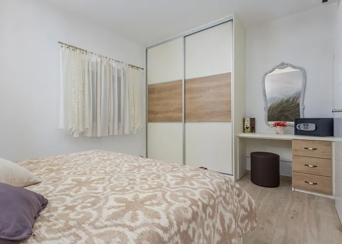 Villa Capitis In The Centre Apartment