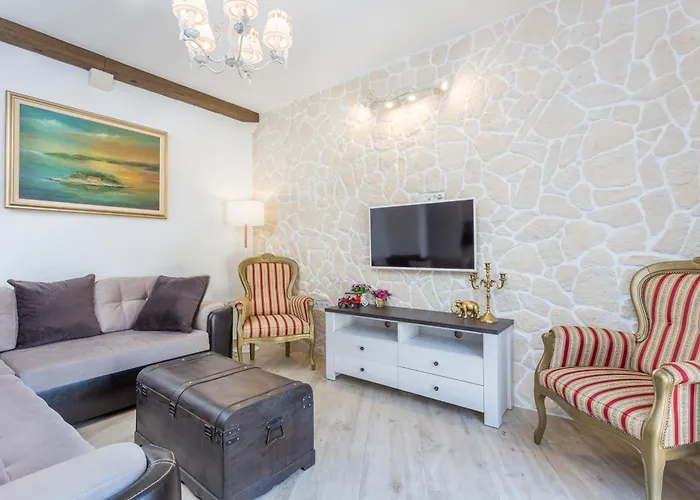 Villa Capitis In The Centre Apartment