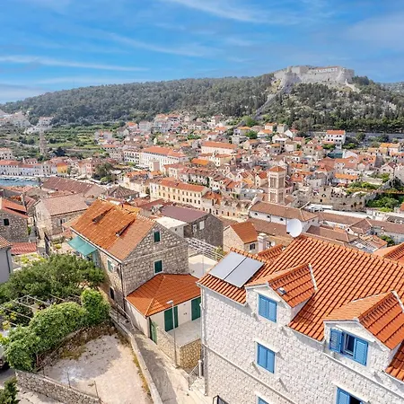 Villa Capitis In The Centre Hvar Town