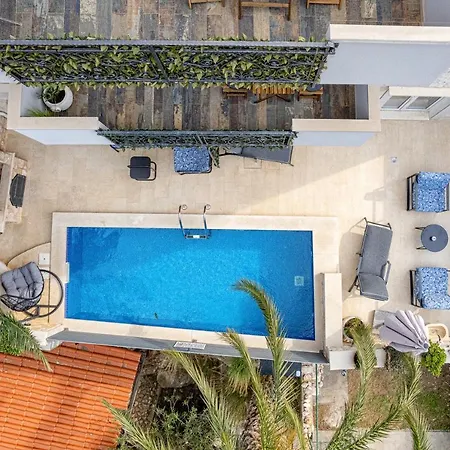 Villa Capitis In The Centre Hvar Town